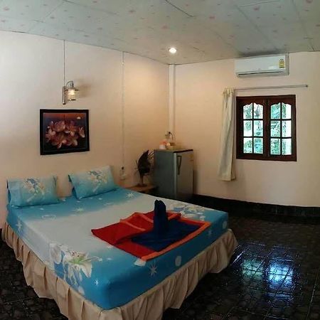 Subtawee Resort Сураттхани Экстерьер фото